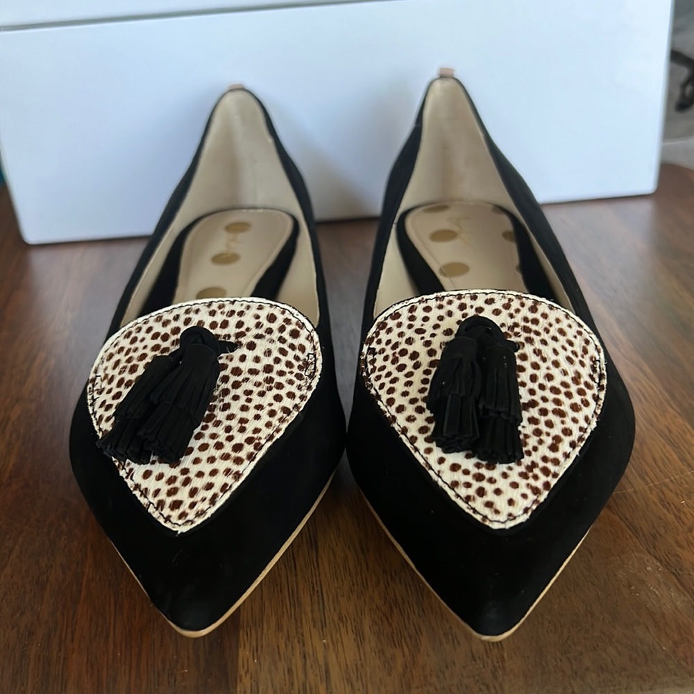 NWT/box Boden black with polka dot and tassel flat